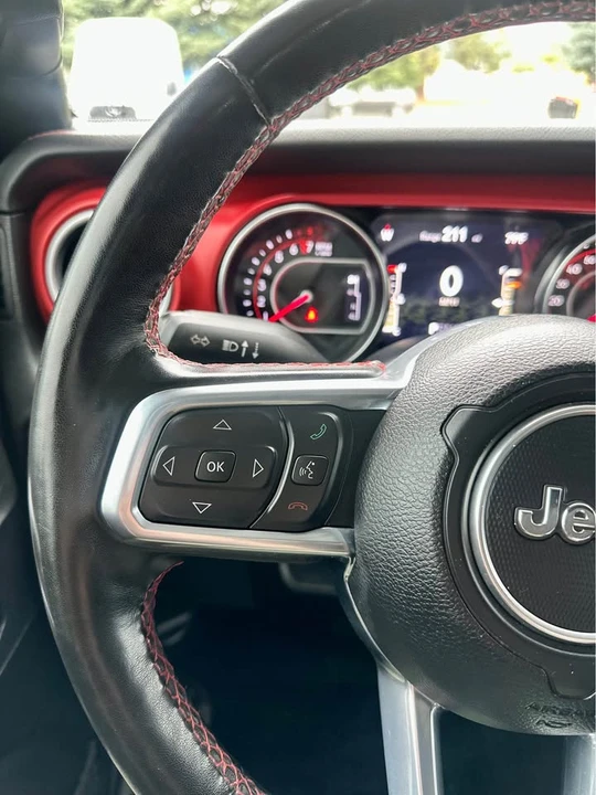 2022 Jeep JT Gladiator - Image 9 of 14