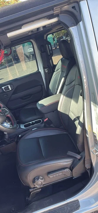 2022 Jeep JT Gladiator - Image 4 of 5