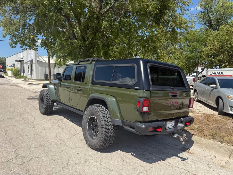 2022 Jeep JT Gladiator - Image 3 of 3