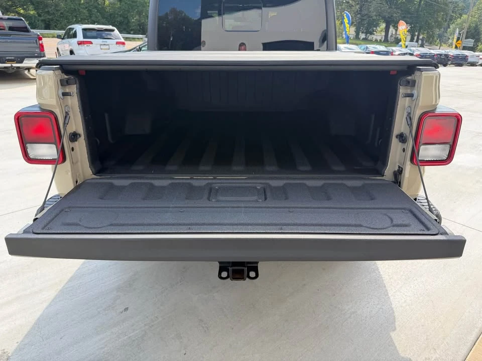 2022 Jeep JT Gladiator - Image 9 of 19