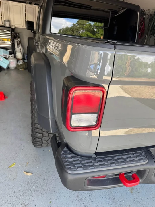 2022 Jeep JT Gladiator - Image 10 of 14