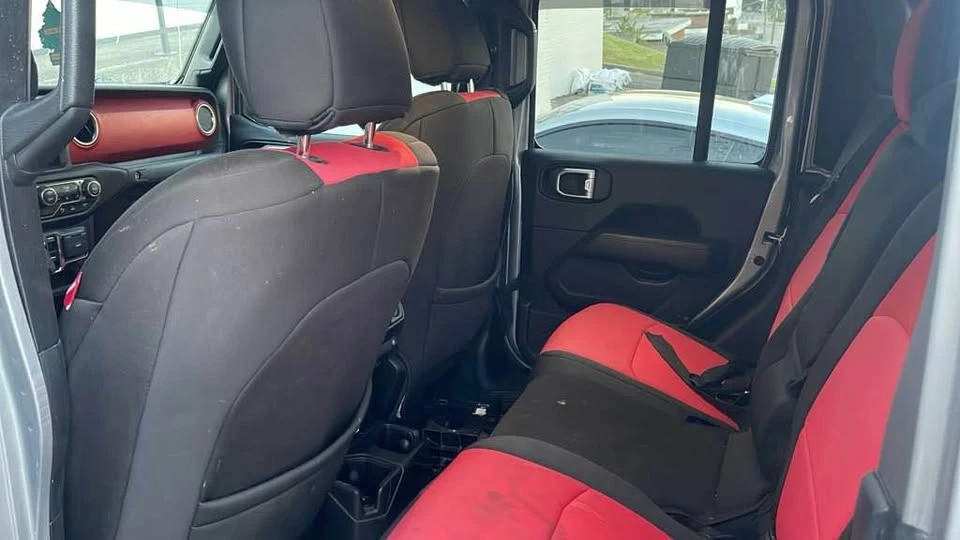 2022 Jeep JT Gladiator - Image 10 of 13