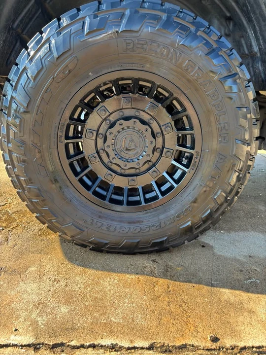 2022 Jeep JT Gladiator - Image 10 of 10