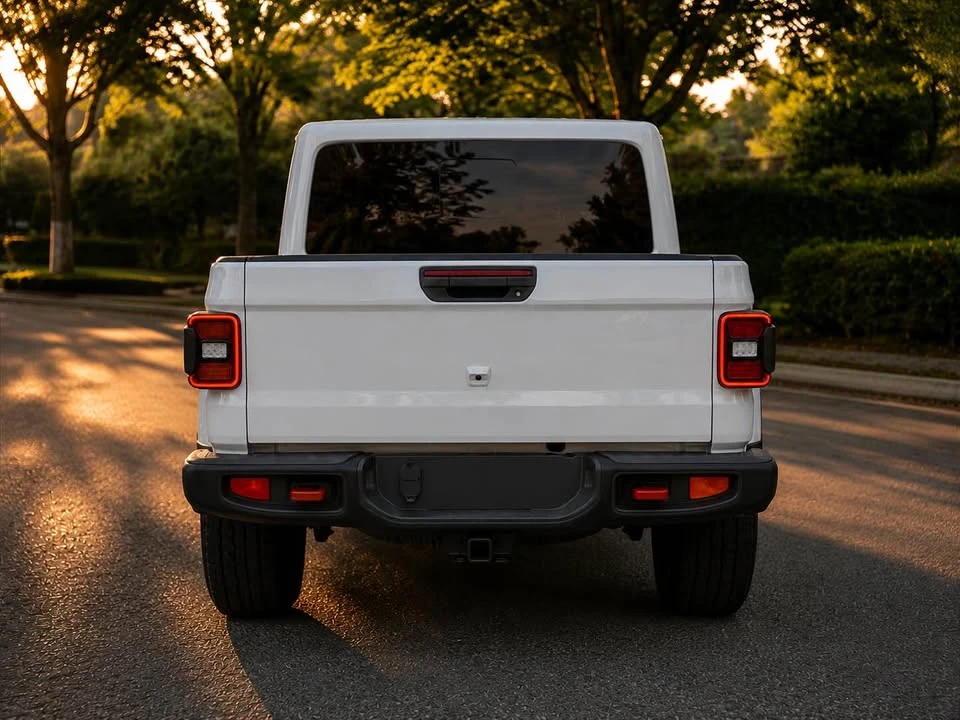 2022 Jeep JT Gladiator - Image 6 of 9