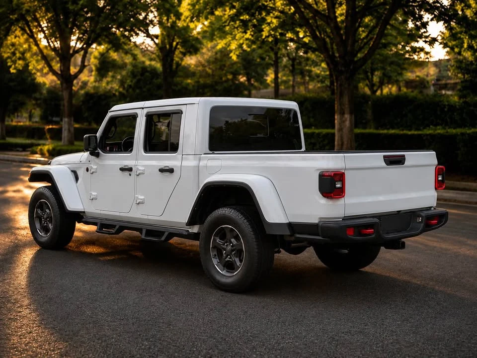 2022 Jeep JT Gladiator - Image 5 of 9