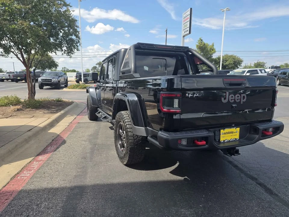 2022 Jeep JT Gladiator - Image 2 of 10
