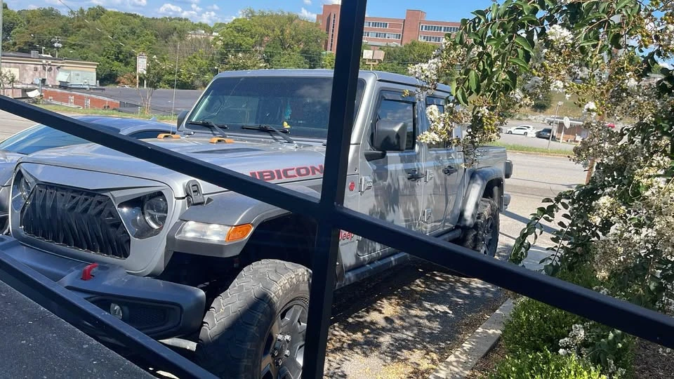 2022 Jeep JT Gladiator - Image 7 of 13
