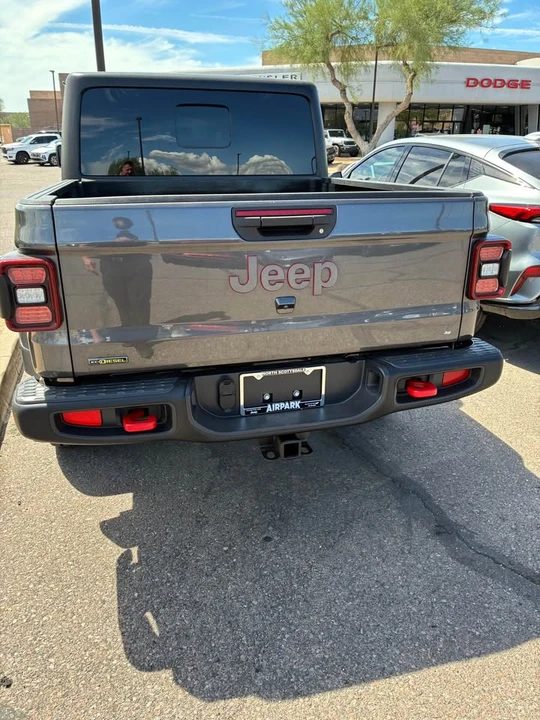 2022 Jeep JT Gladiator - Image 7 of 11