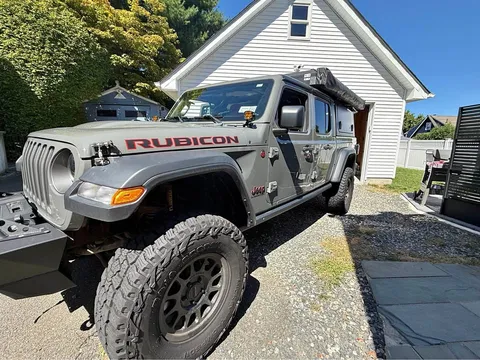 2022 Jeep Gladiator Rubicon Pickup 4D 5 ft