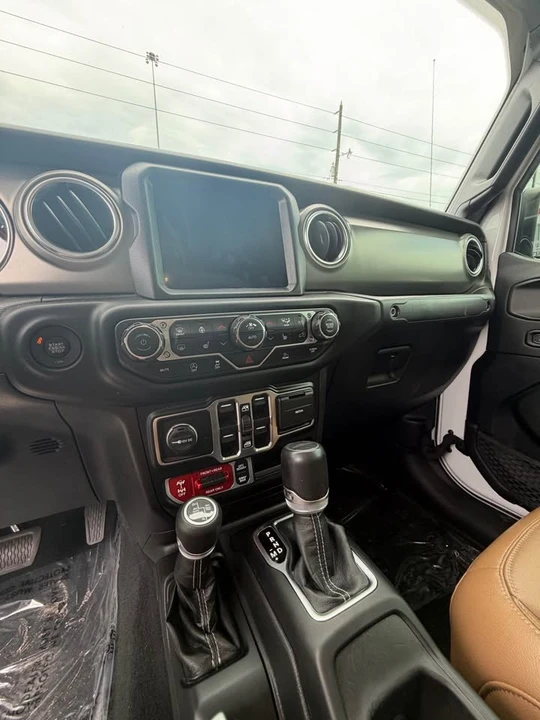 2022 Jeep JT Gladiator - Image 7 of 8