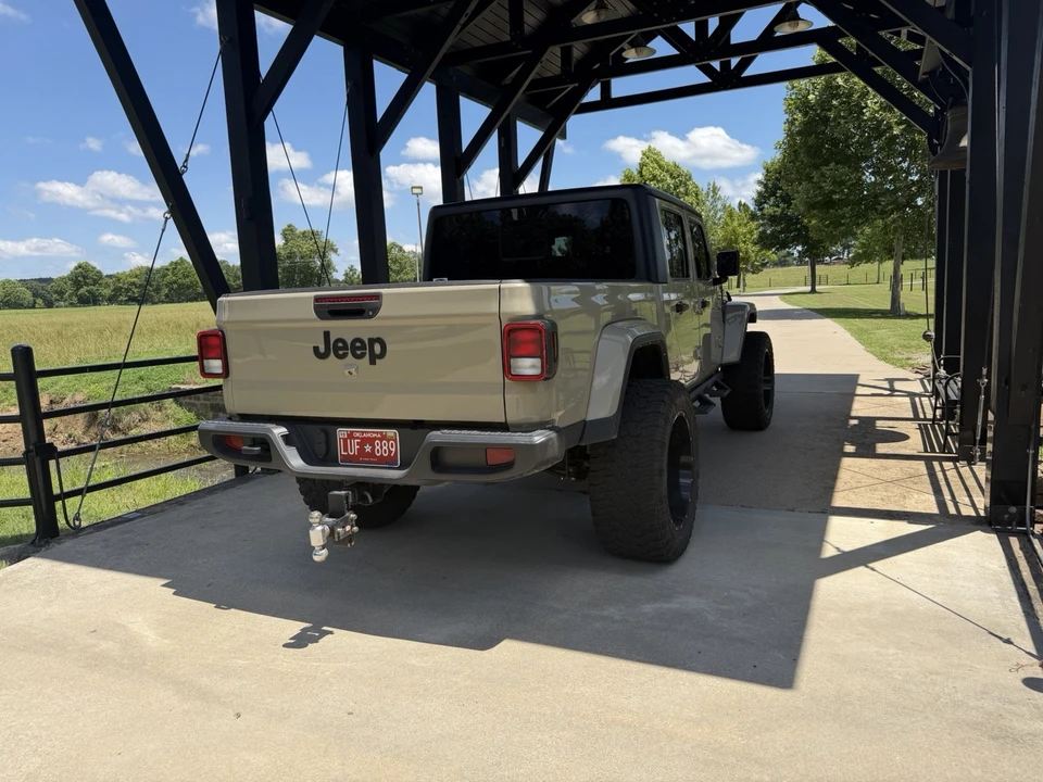 2022 Jeep JT Gladiator - Image 4 of 11