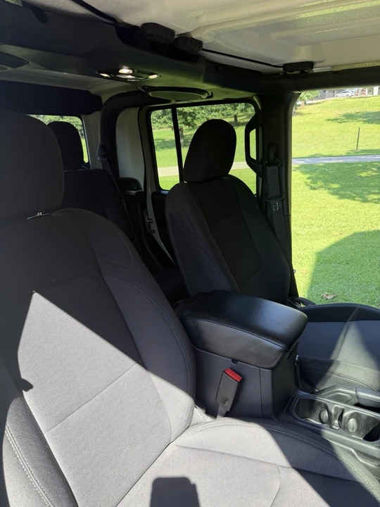 2022 Jeep JT Gladiator - Image 6 of 11