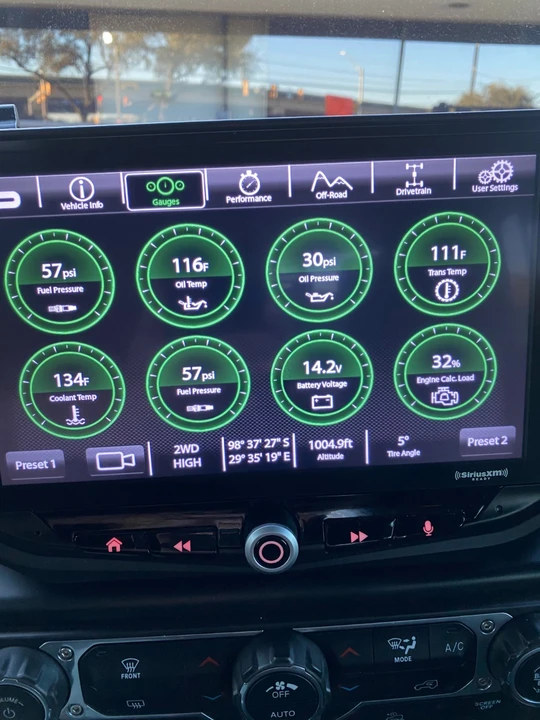 2022 Jeep JT Gladiator - Image 24 of 28
