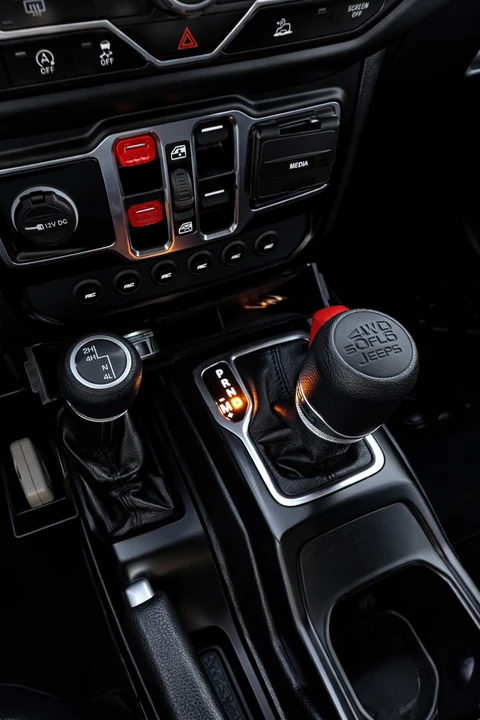 2022 Jeep JT Gladiator - Image 15 of 28