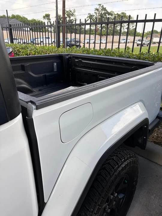 2022 Jeep JT Gladiator - Image 2 of 6