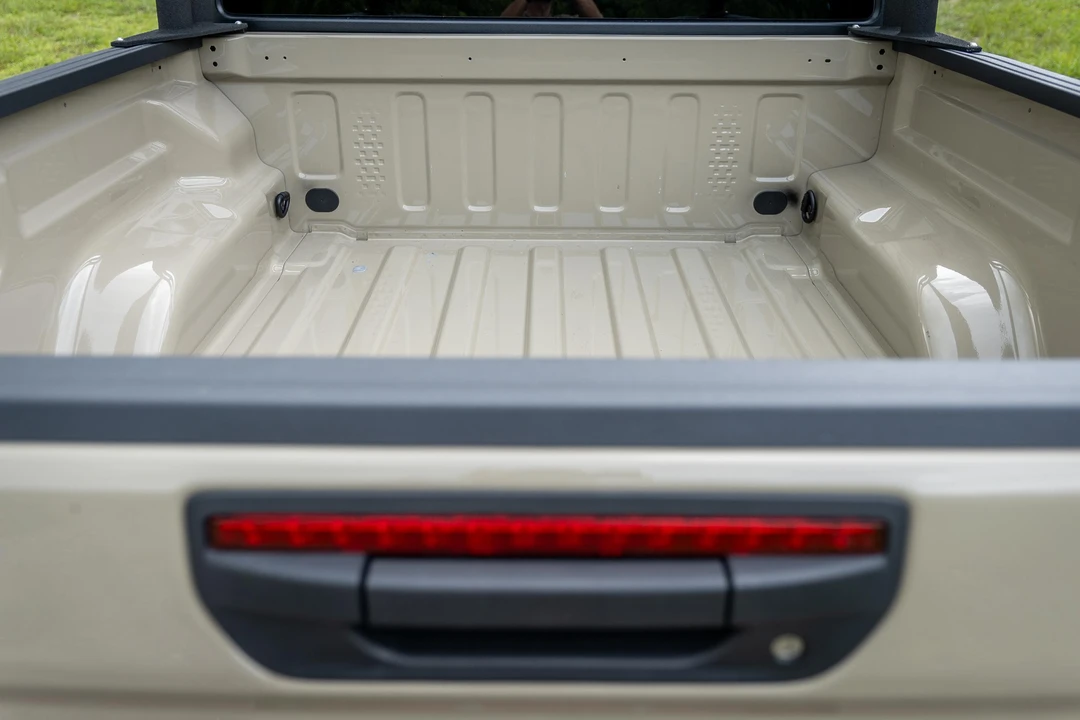 2022 Jeep JT Gladiator - Image 26 of 31