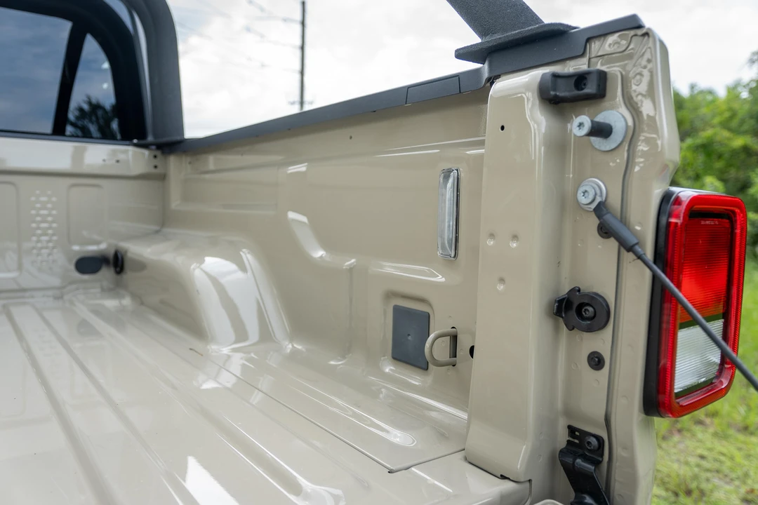 2022 Jeep JT Gladiator - Image 24 of 31
