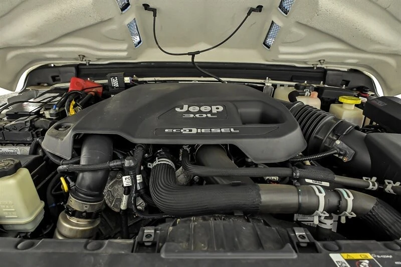 2022 Jeep JT Gladiator - Image 12 of 31