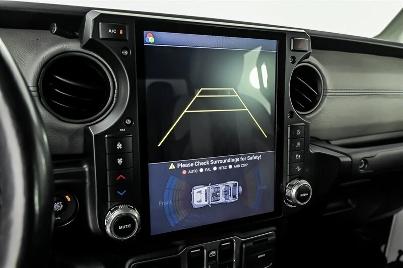 2022 Jeep JT Gladiator - Image 28 of 31