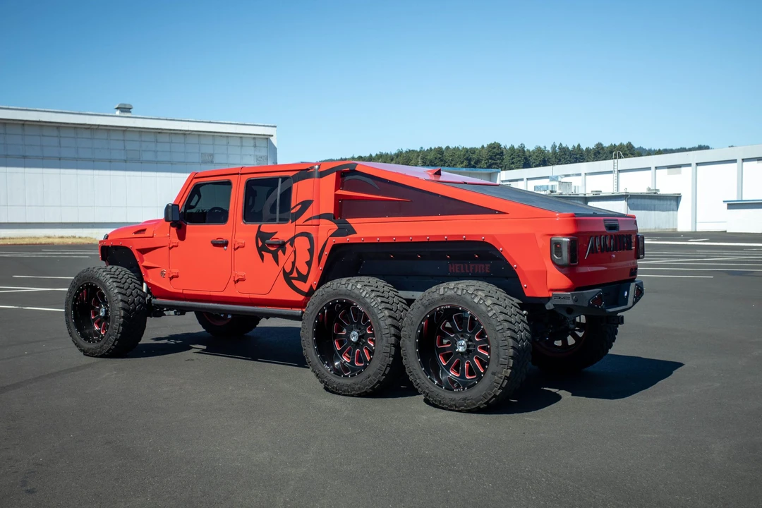 2022 Jeep JT Gladiator - Image 18 of 31