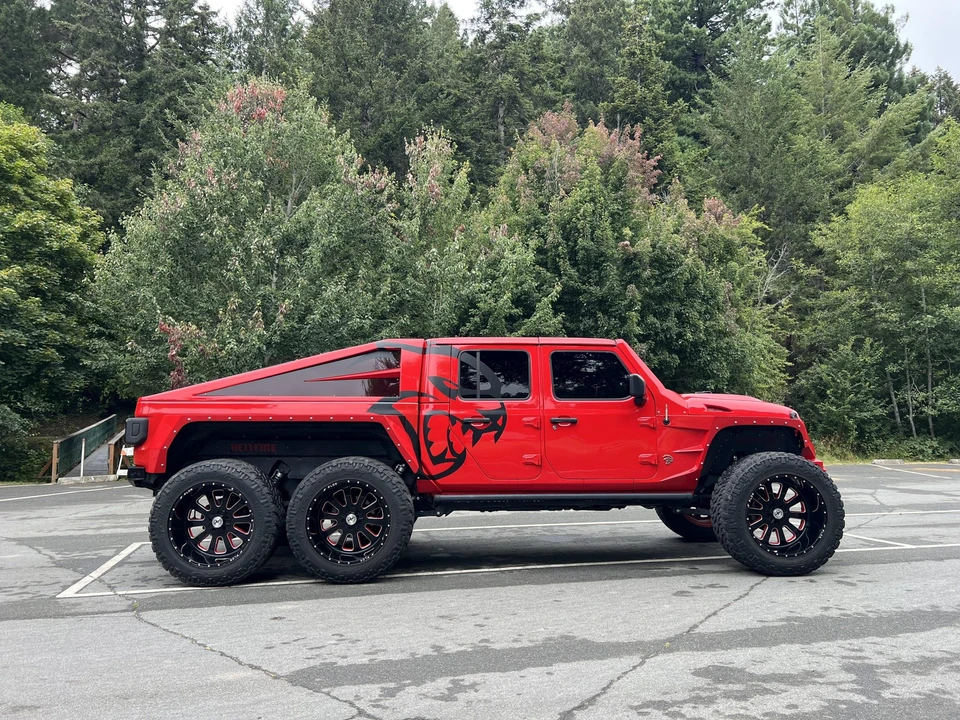 2022 Jeep JT Gladiator - Image 13 of 31
