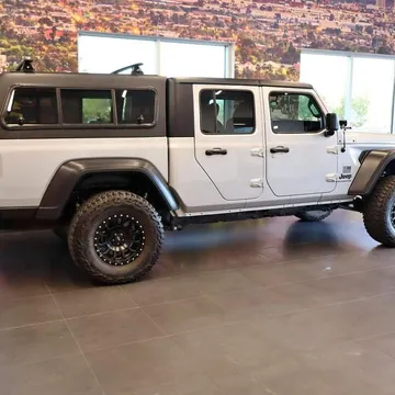 2022 Jeep Gladiator Sport Crew Cab