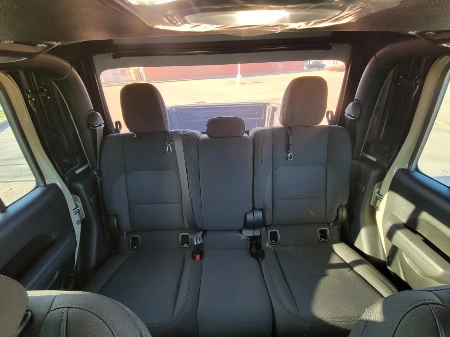 2022 Jeep JT Gladiator - Image 9 of 15