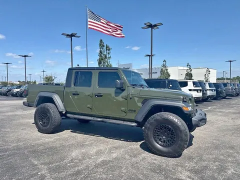 2022 Jeep Gladiator Sport
