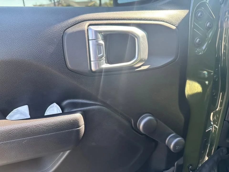 2022 Jeep JT Gladiator - Image 13 of 20