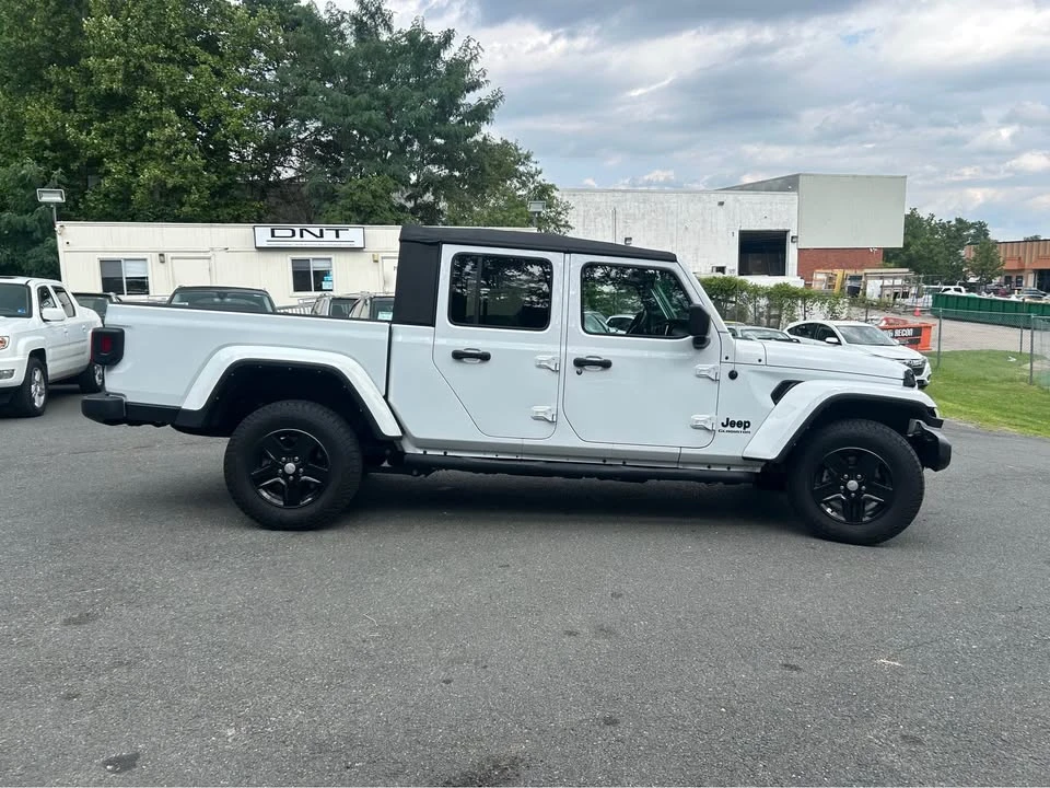 2022 Jeep JT Gladiator - Image 6 of 17