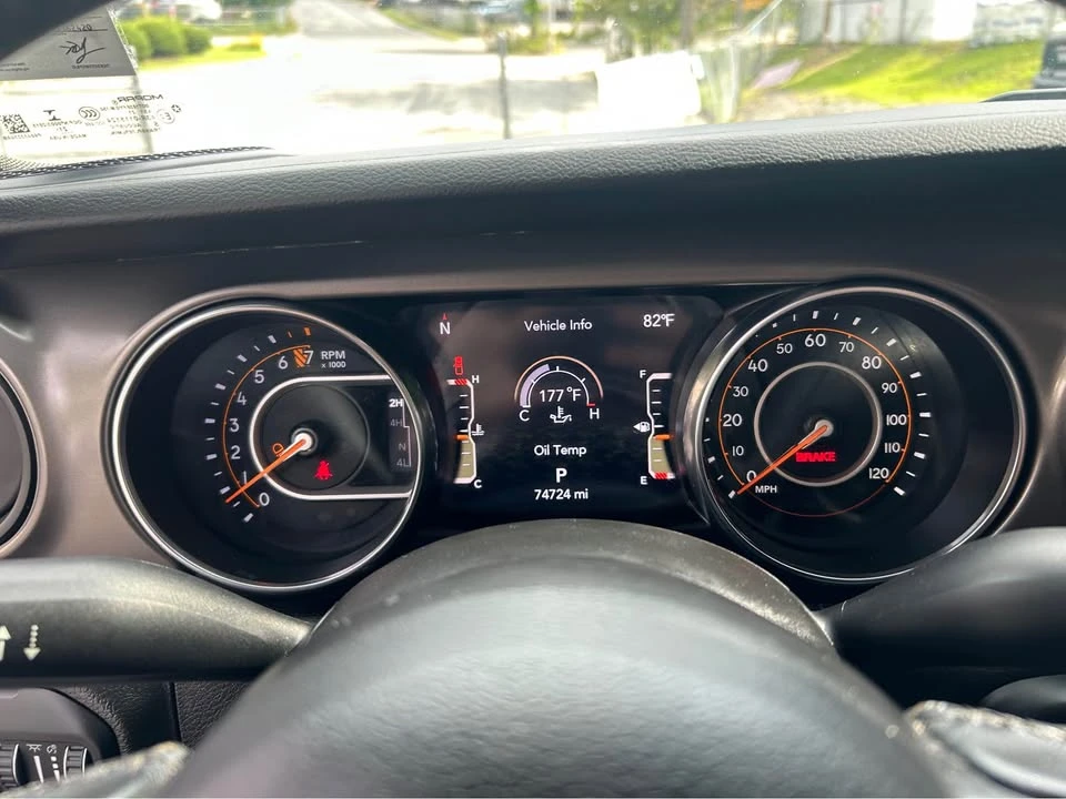 2022 Jeep JT Gladiator - Image 12 of 17