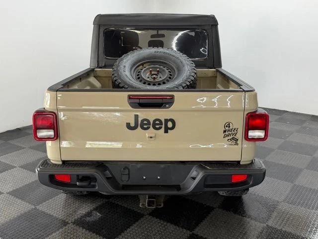 2022 Jeep JT Gladiator - Image 11 of 20