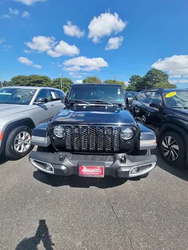 2022 Jeep Gladiator Sport