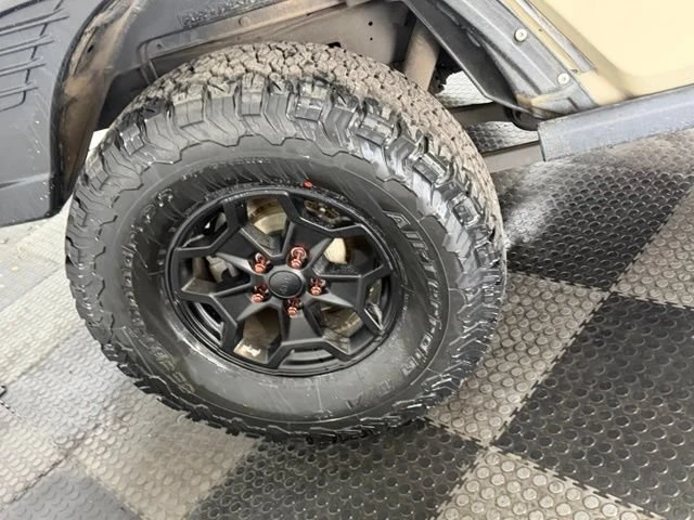 2022 Jeep JT Gladiator - Image 17 of 20