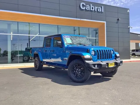 2022 Jeep Gladiator Sport