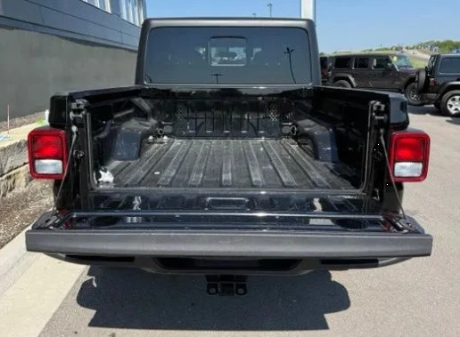 2022 Jeep JT Gladiator - Image 5 of 12