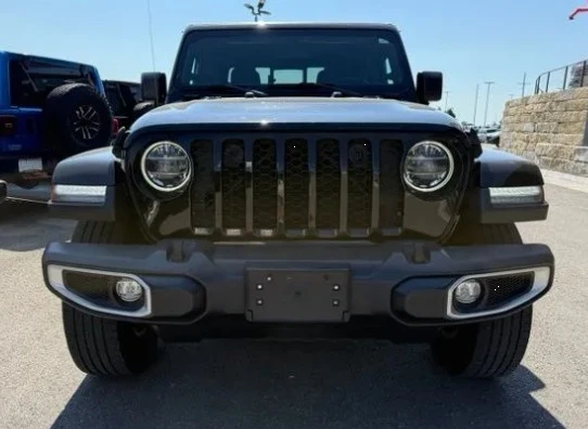 2022 Jeep JT Gladiator - Image 2 of 12