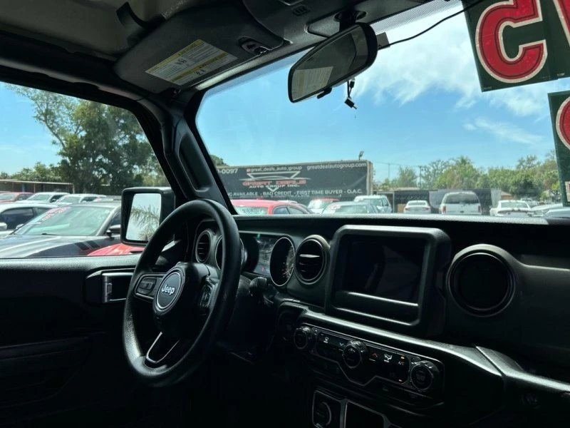 2022 Jeep JT Gladiator - Image 8 of 10