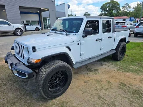 2022 Jeep Gladiator Sport