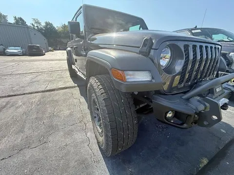 2022 Jeep Gladiator Sport