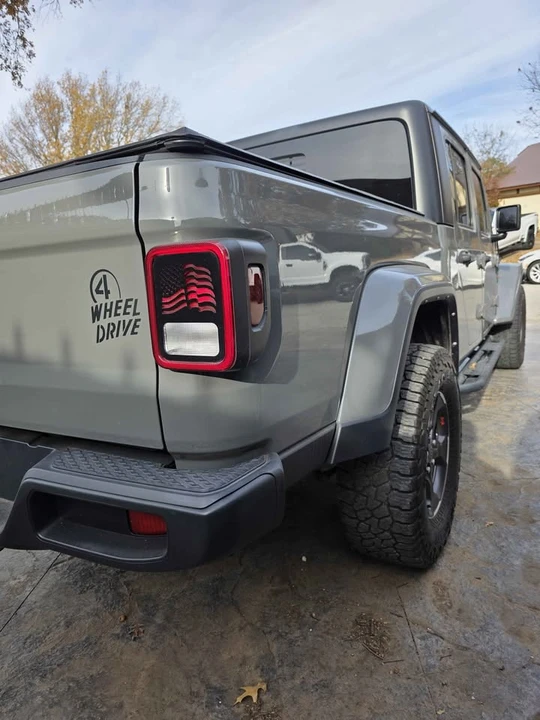 2022 Jeep JT Gladiator - Image 4 of 10