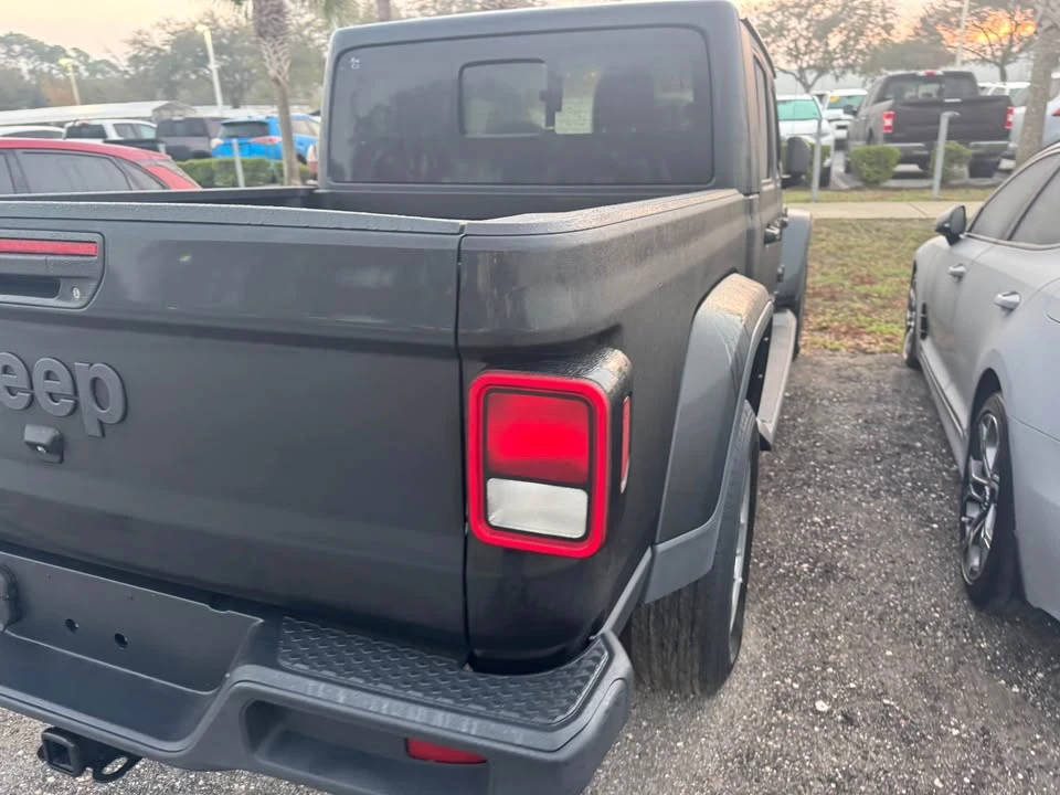 2022 Jeep JT Gladiator - Image 7 of 8