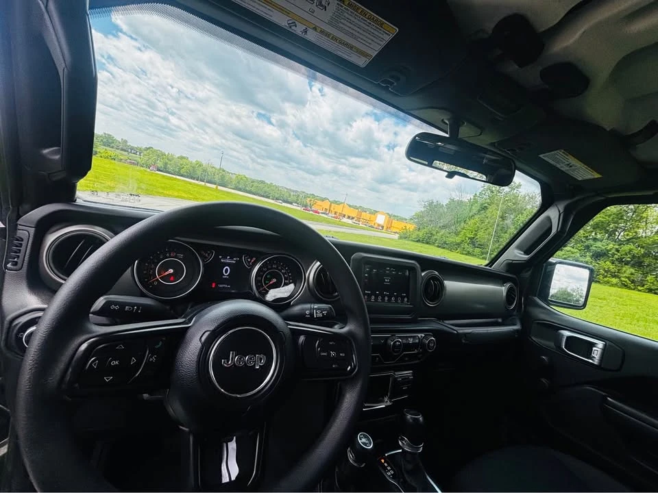 2022 Jeep JT Gladiator - Image 15 of 20