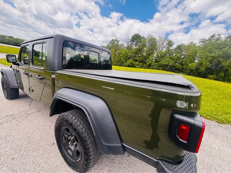 2022 Jeep JT Gladiator - Image 11 of 20