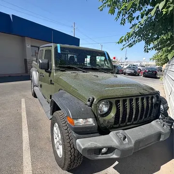 2022 Jeep Gladiator Sport Pickup 4D 5 ft