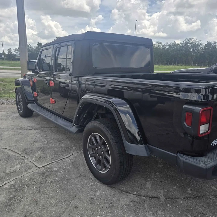 2022 Jeep JT Gladiator - Image 2 of 7