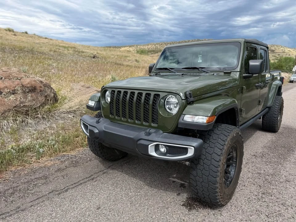 2022 Jeep JT Gladiator - Image 2 of 9