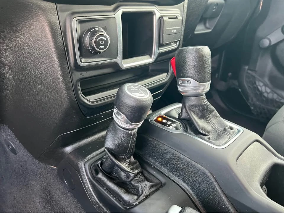 2022 Jeep JT Gladiator - Image 18 of 20