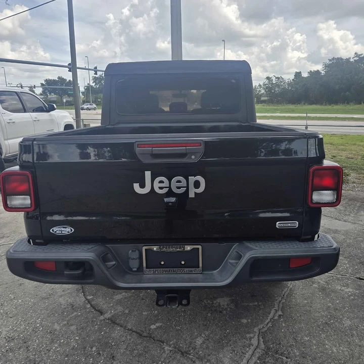 2022 Jeep JT Gladiator - Image 4 of 7