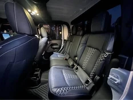 2022 Jeep JT Gladiator - Image 7 of 8